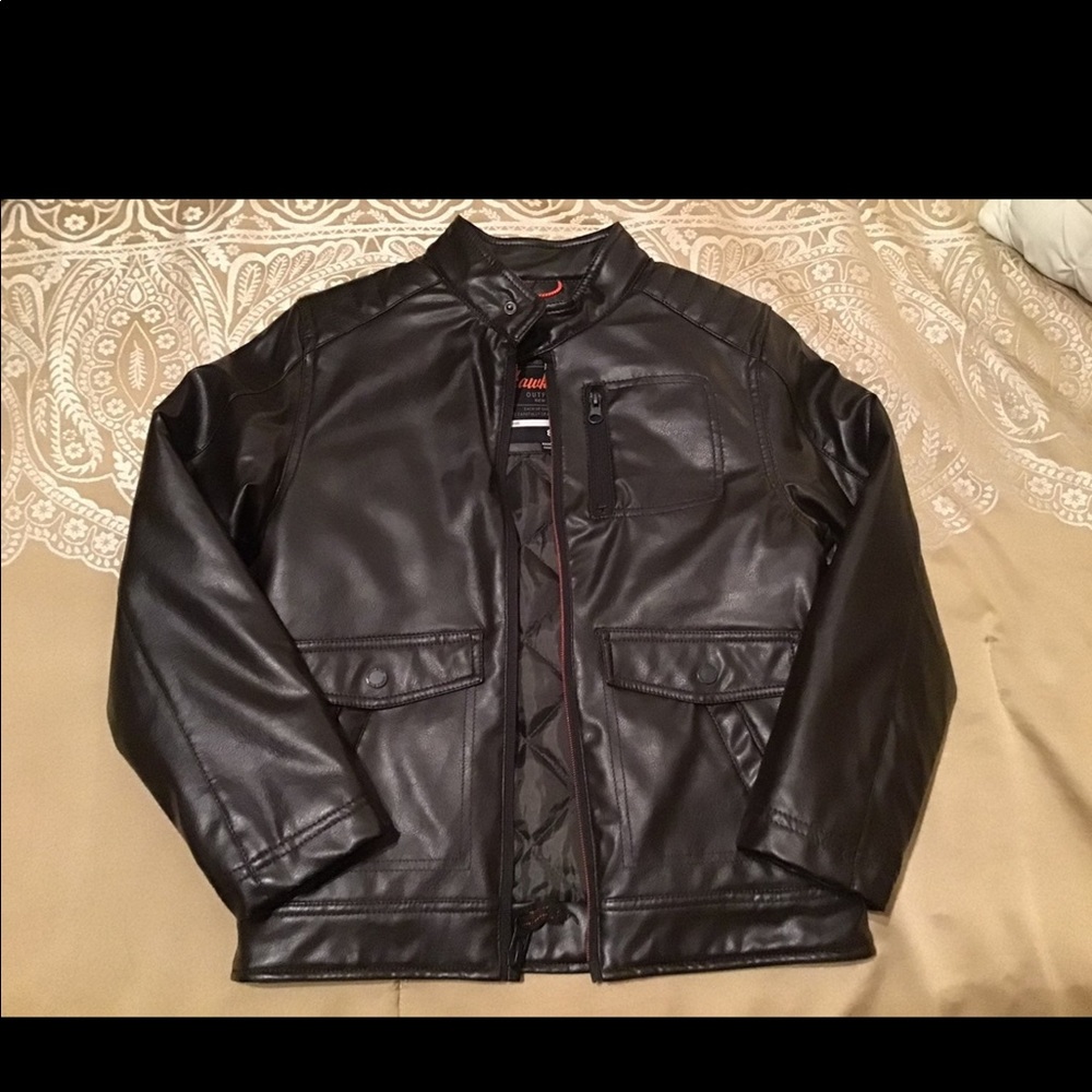 Boy brown jacket size 8. Like new condition.